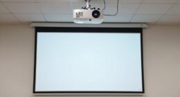 precise ust projector positioning